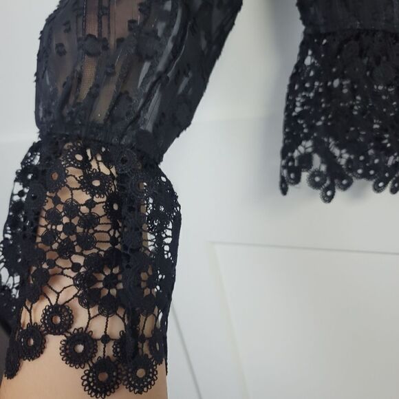 Melograno Rico long sleeve lace top, small - Picture 9 of 12
